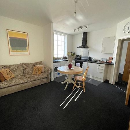2 Bedroom Apartment In Kidderminster Kültér fotó